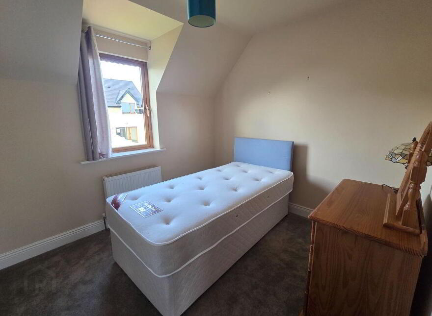 15 The Maples, Strokestown, F42CD73