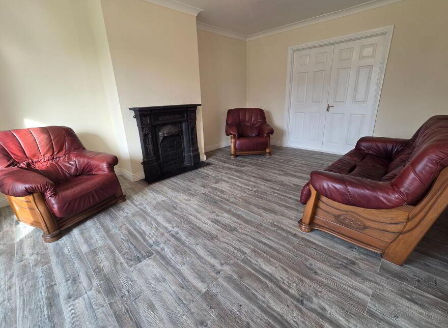 10 Lisroyne Oaks, Strokestown, F42ER20
