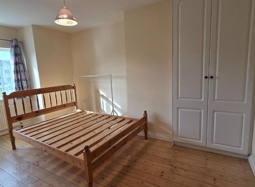10 Lisroyne Oaks, Strokestown, F42ER20