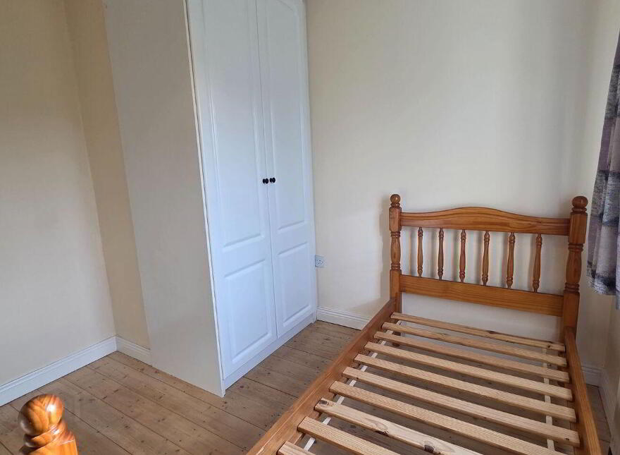 10 Lisroyne Oaks, Strokestown, F42ER20