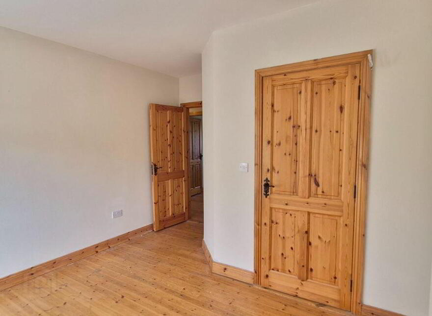 3 Forge Hill, Strokestown, F42WC82