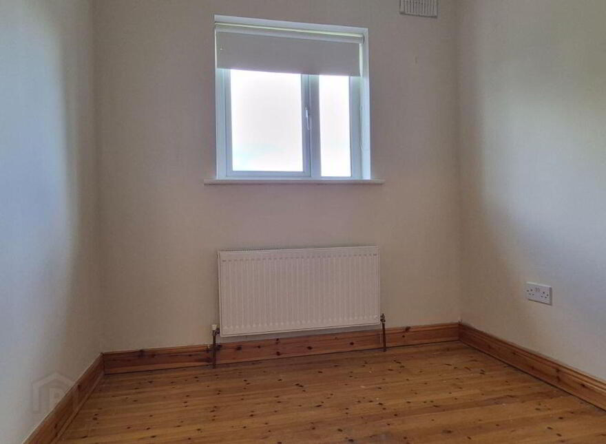 3 Forge Hill, Strokestown, F42WC82