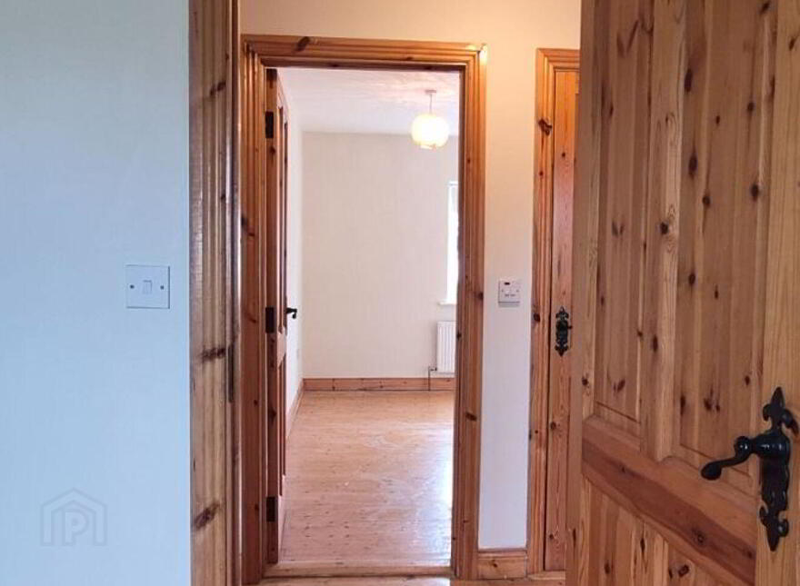 3 Forge Hill, Strokestown, F42WC82