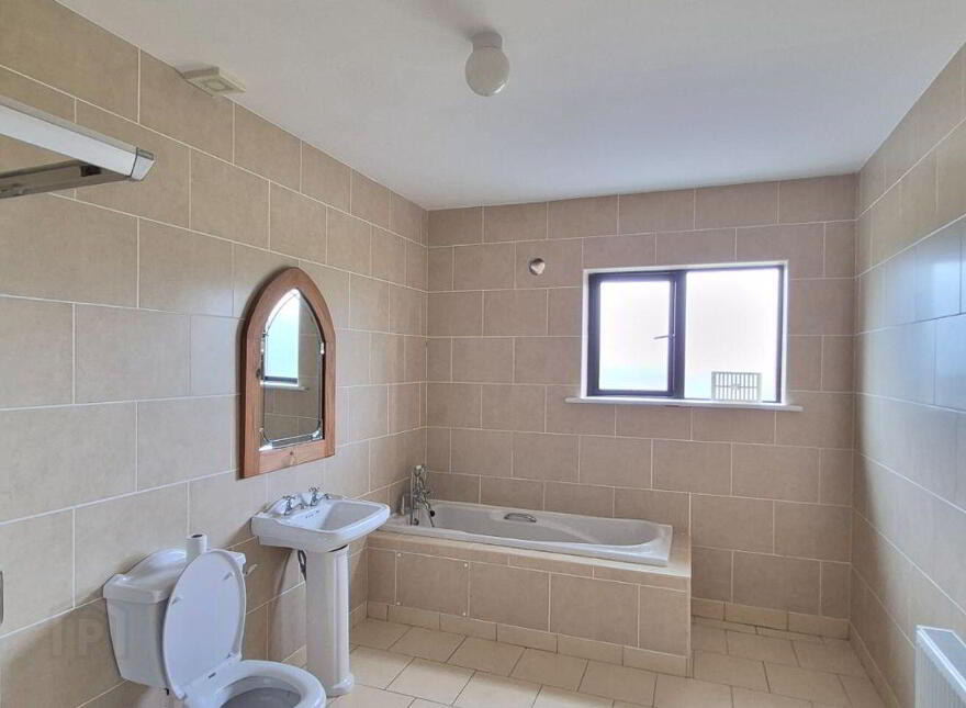 Apartment 2 Scramogue Manor, Scramoge, F42AH97