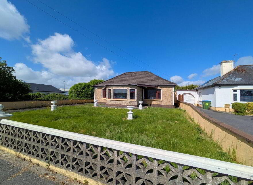 Ashmoy House, Gort Road, Ennis, V95E727