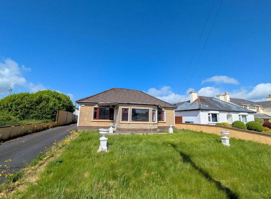 Ashmoy House, Gort Road, Ennis, V95E727