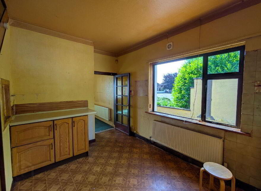 Ashmoy House, Gort Road, Ennis, V95E727