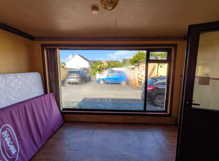 Ashmoy House, Gort Road, Ennis, V95E727