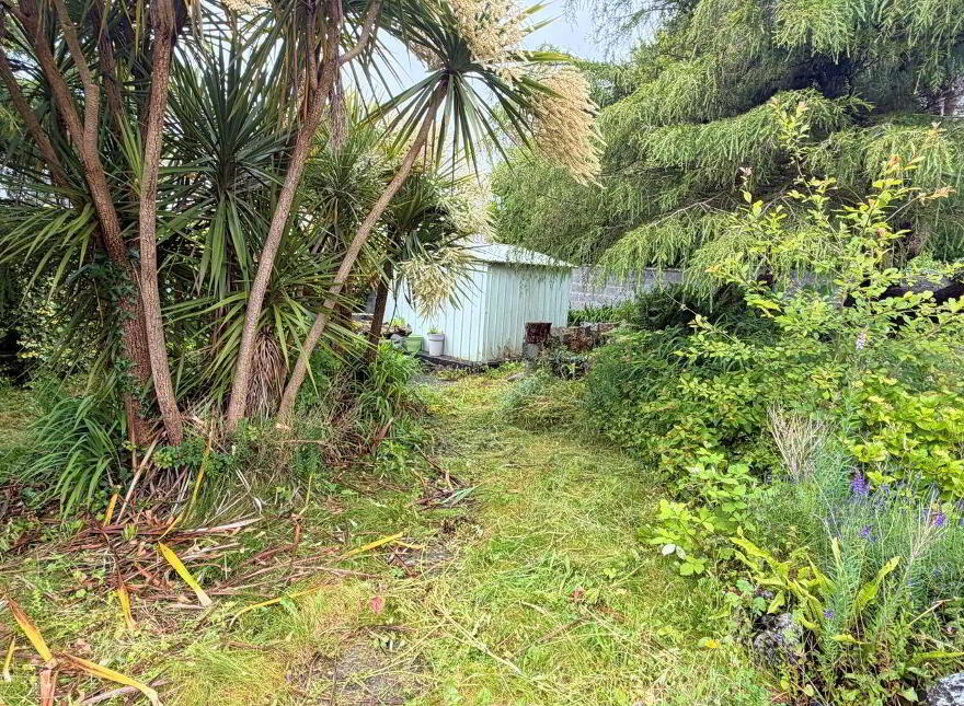 Ashmoy House, Gort Road, Ennis, V95E727