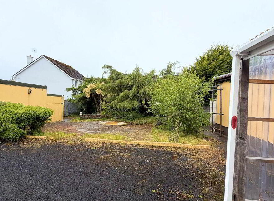 Ashmoy House, Gort Road, Ennis, V95E727