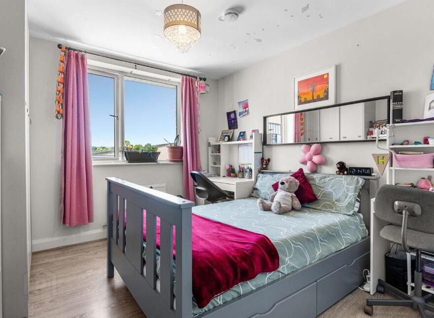 Rathborne Vale, Rathborne Park, Ashtown, Ashtown, D15X47V