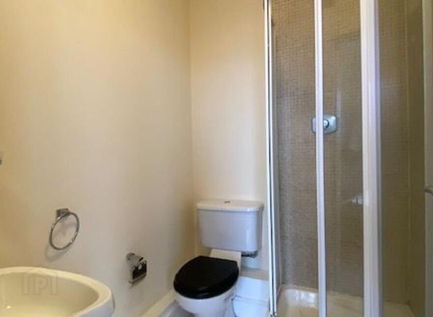 Apartment 59 Park View, River Road, Royal Canal Park, Royal Canal Park, D15VR62