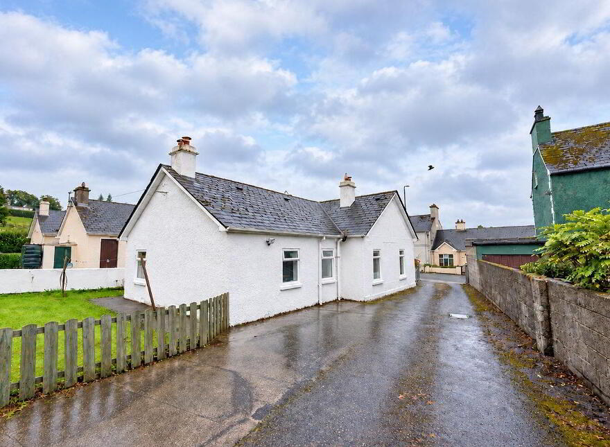 Cnoc Muire, Hill Street, Mohill, N41XH77