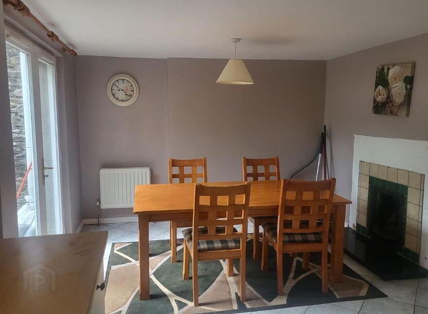 East Main Street, Lismore, Glencairn, P51XH32