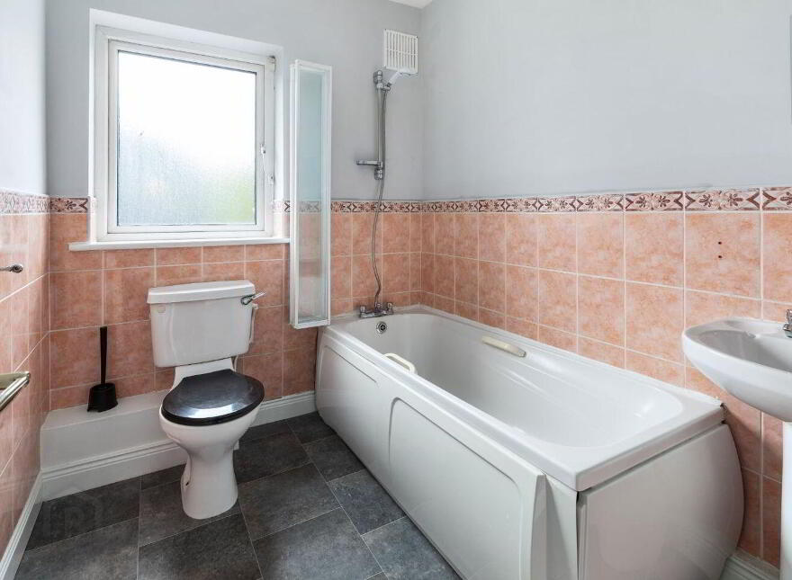 2 De Lacy Crescent, Trim, C15R822