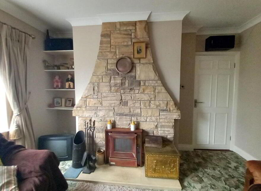 Woodhaven, Clonmore, Cahir, E21YV67
