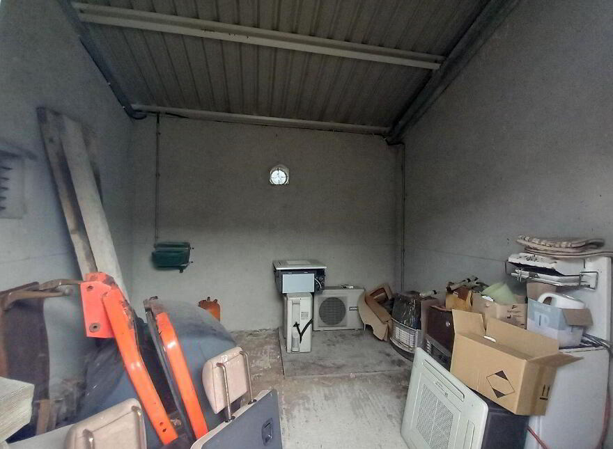 Woodhaven, Clonmore, Cahir, E21YV67