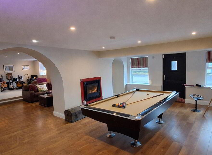 The Hive, Ballydine, Goolds Cross, Ballygriffin, E25WD82