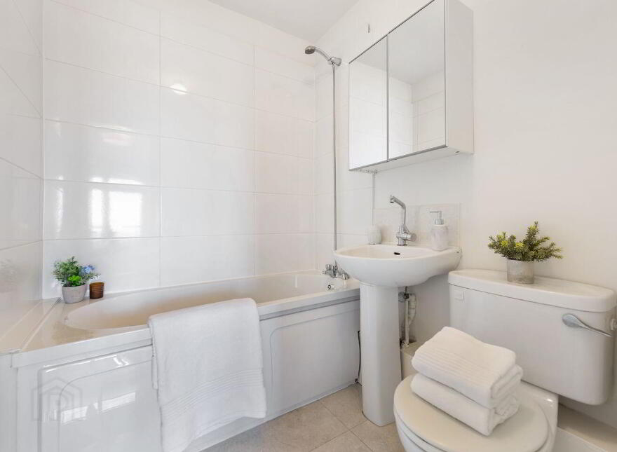 59 Clearwater Cove, Dún Laoghaire, Dun Laoghaire, A96HP63