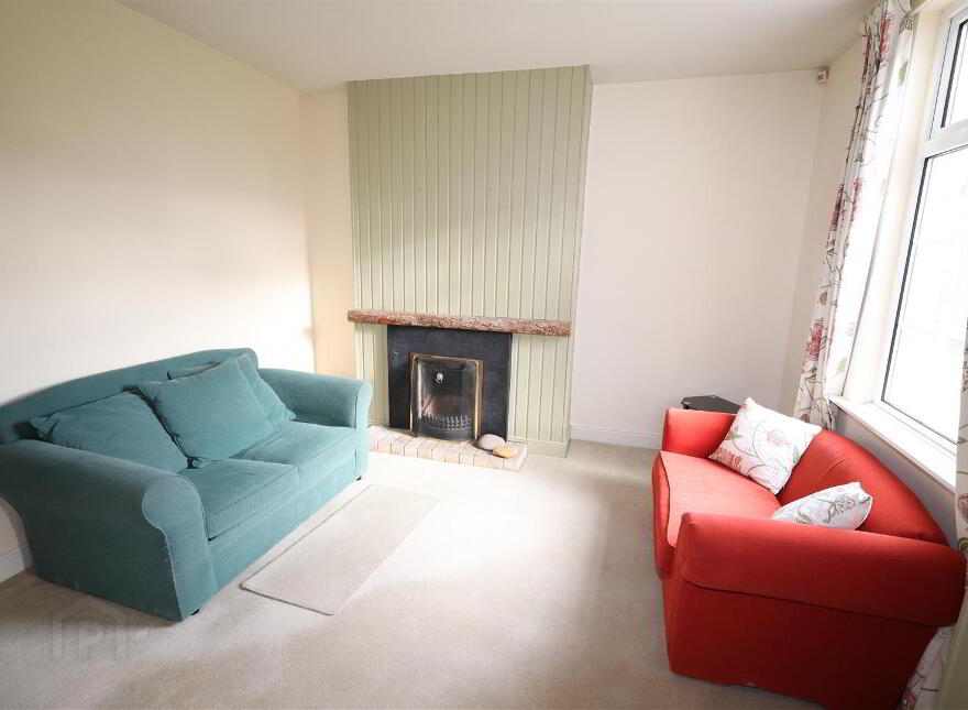26 Ravenhill Gardens, Belfast, BT6 8GP