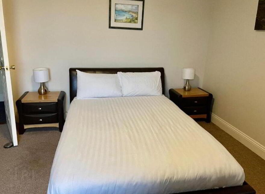 An Stór, Drurys Avenue, Midleton, P25R718