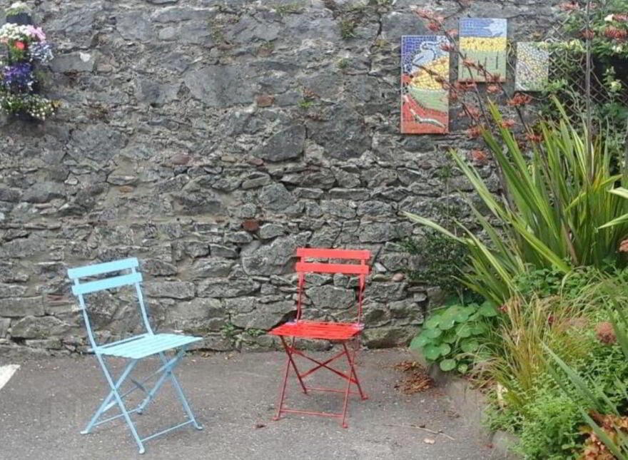 An Stór, Drurys Avenue, Midleton, P25R718