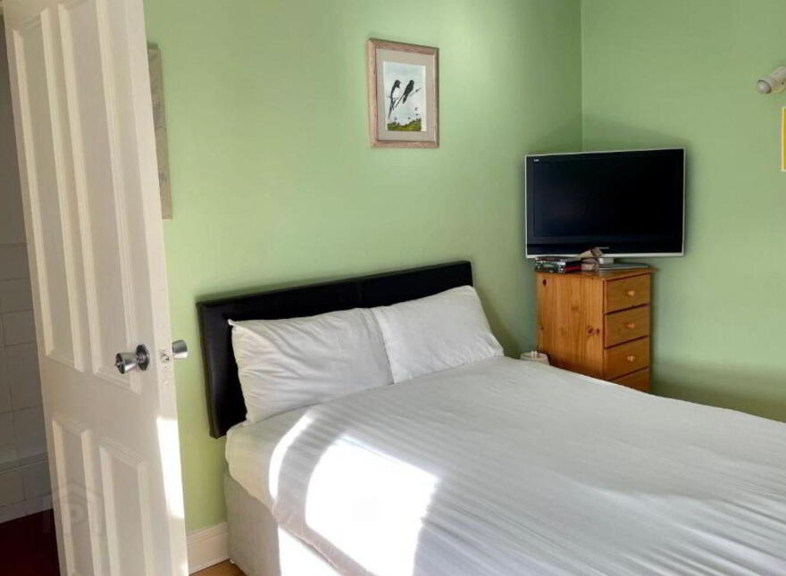 An Stór, Drurys Avenue, Midleton, P25R718