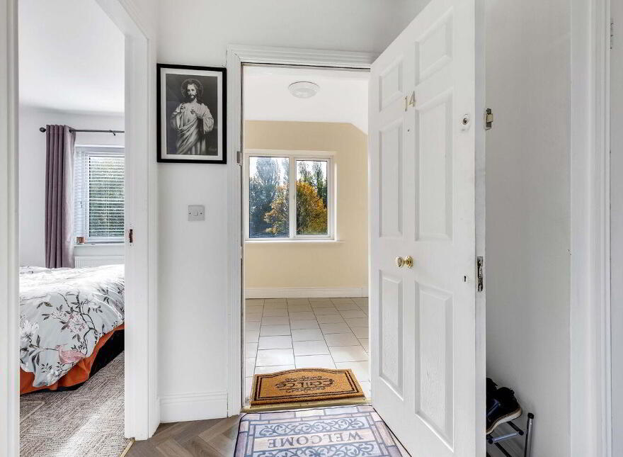 14 Beaufort Abbey, Navan, C15N660