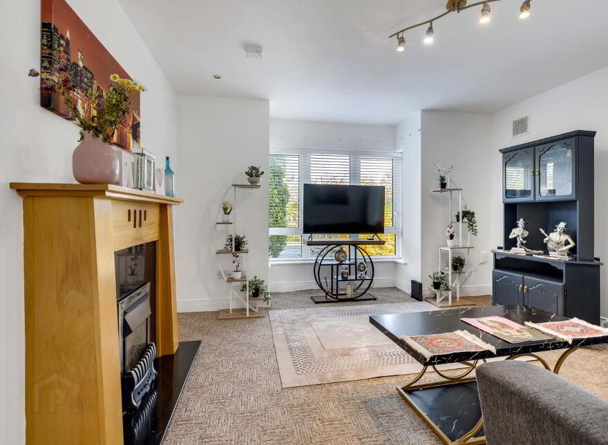 14 Beaufort Abbey, Navan, C15N660