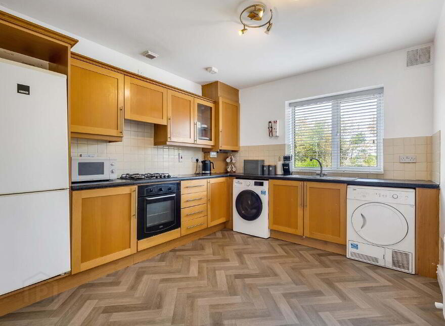 14 Beaufort Abbey, Navan, C15N660