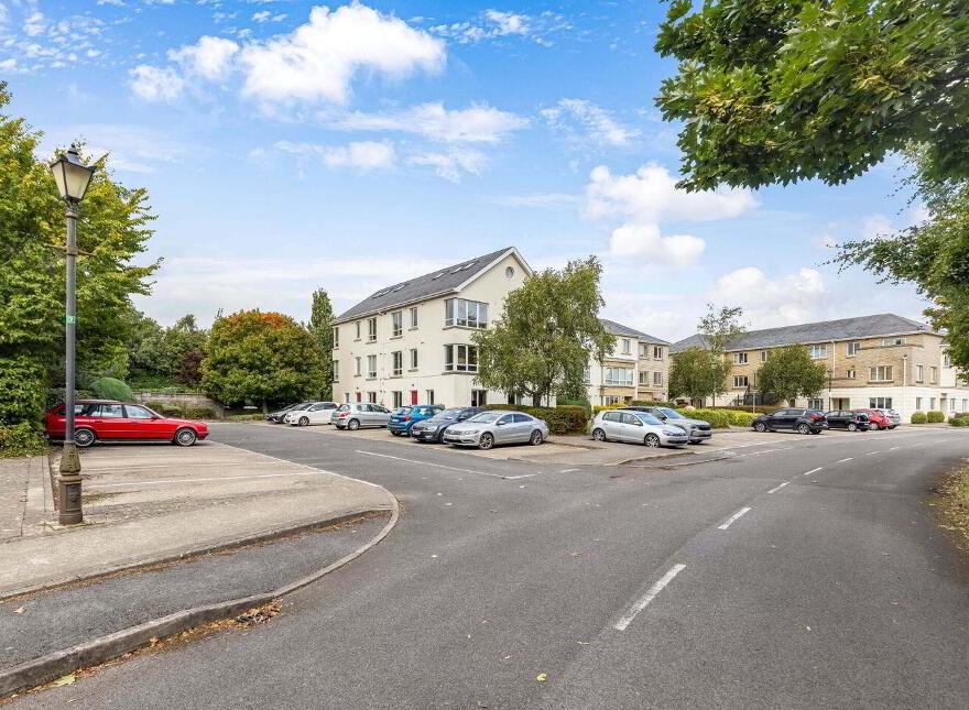 14 Beaufort Abbey, Navan, C15N660