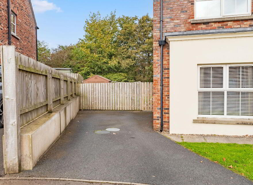 30 Greenhall Park, Coleraine, BT51 3FA