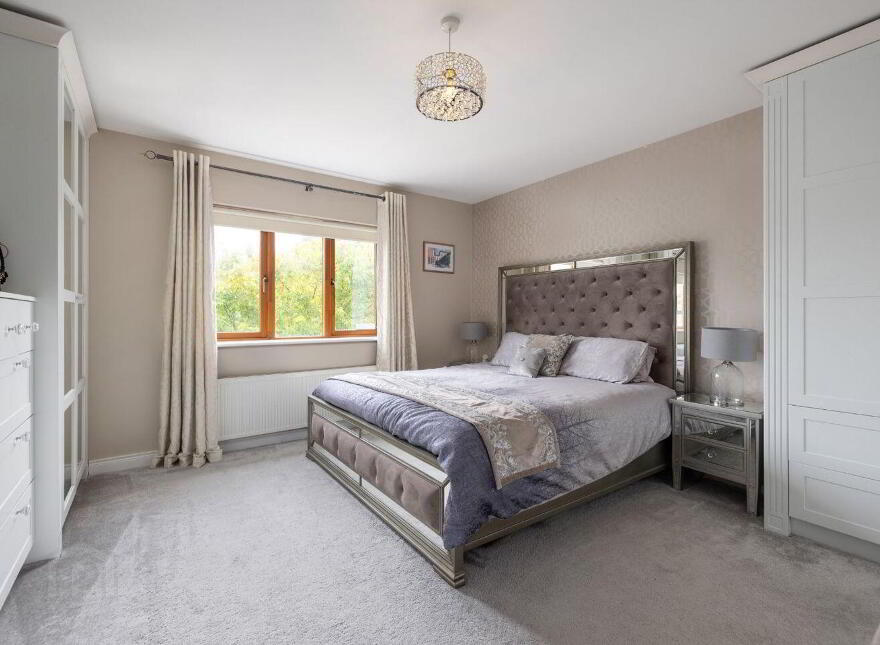 6 Holywell, Sea Road, Kilcoole, A63Y677