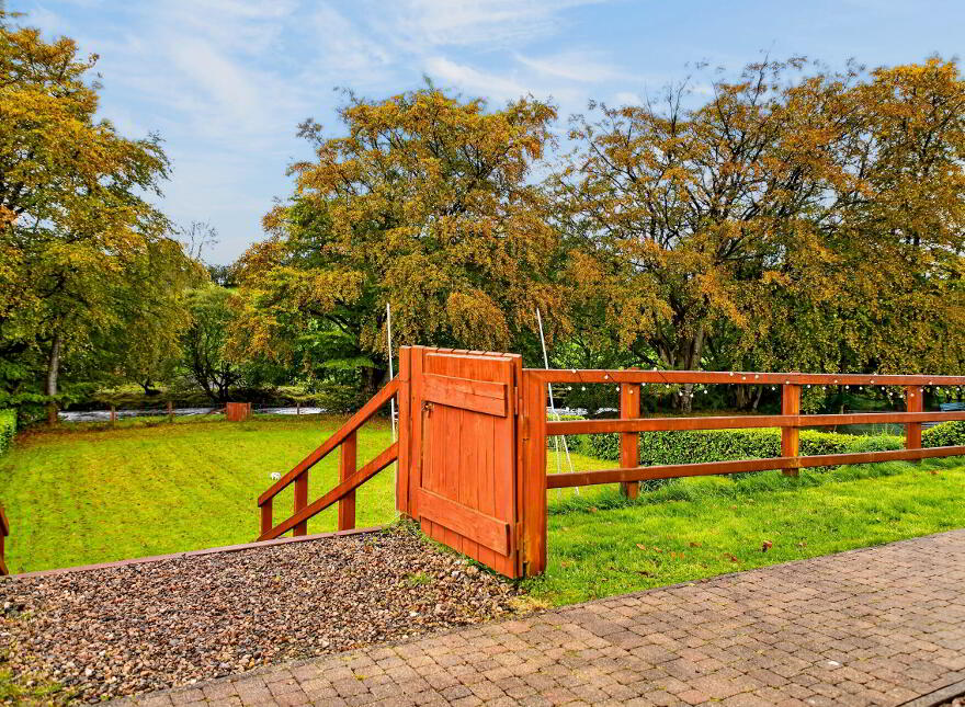 3 Lisnatrew Lodge, Martinstown, Ballymena, BT43 6WQ