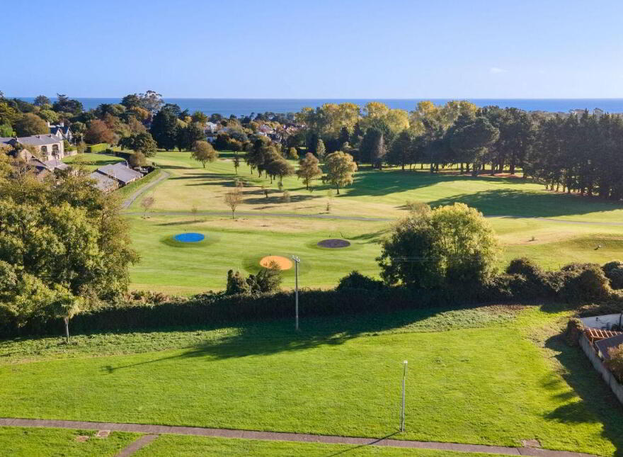 44 Burnaby Heights, Greystones, A63HR12