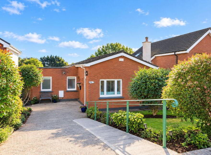 44 Burnaby Heights, Greystones, A63HR12