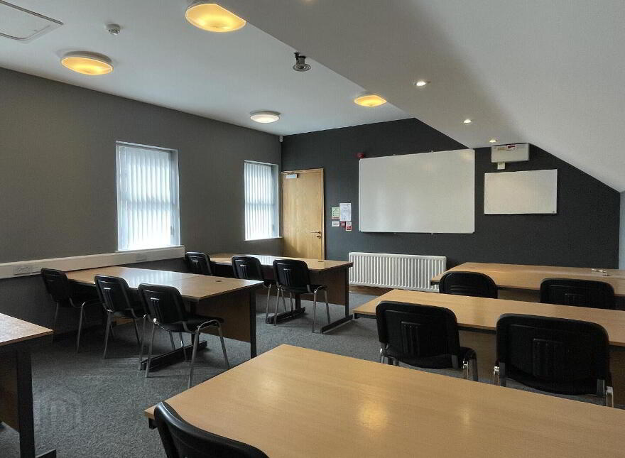 6, 21 Carnmoney Road, Newtownabbey, BT36 6HL
