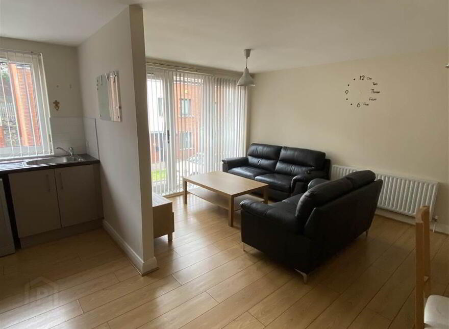 Apt, 7 Anderson Building, Belfast, BT13 2QQ