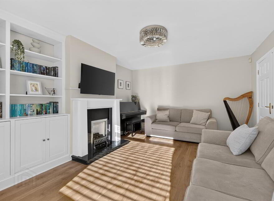 6 Lagmore View Gardens, Dunmurry, Belfast, BT17 0FQ