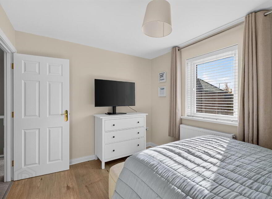 6 Lagmore View Gardens, Dunmurry, Belfast, BT17 0FQ