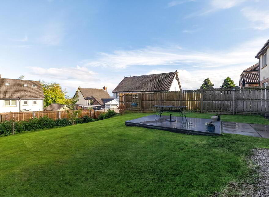 6 Lagmore View Gardens, Dunmurry, Belfast, BT17 0FQ
