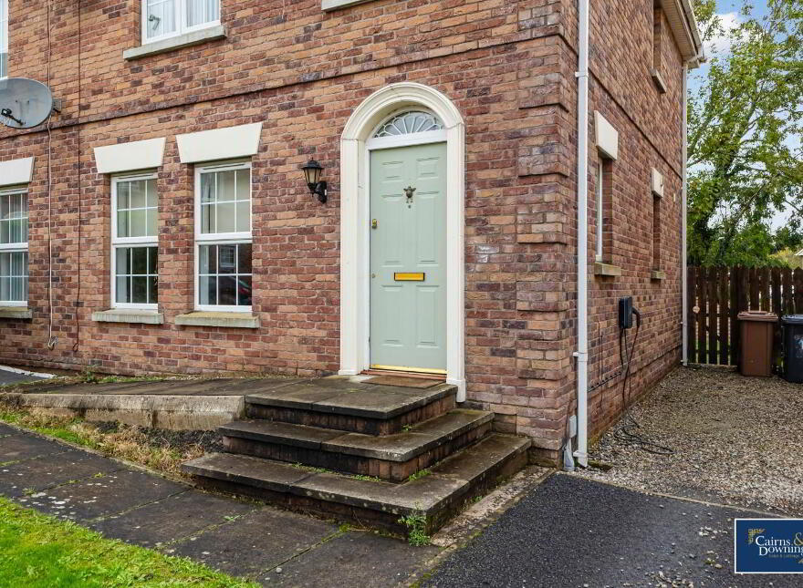 11 Bishopshill, Dromore, BT25 1FL