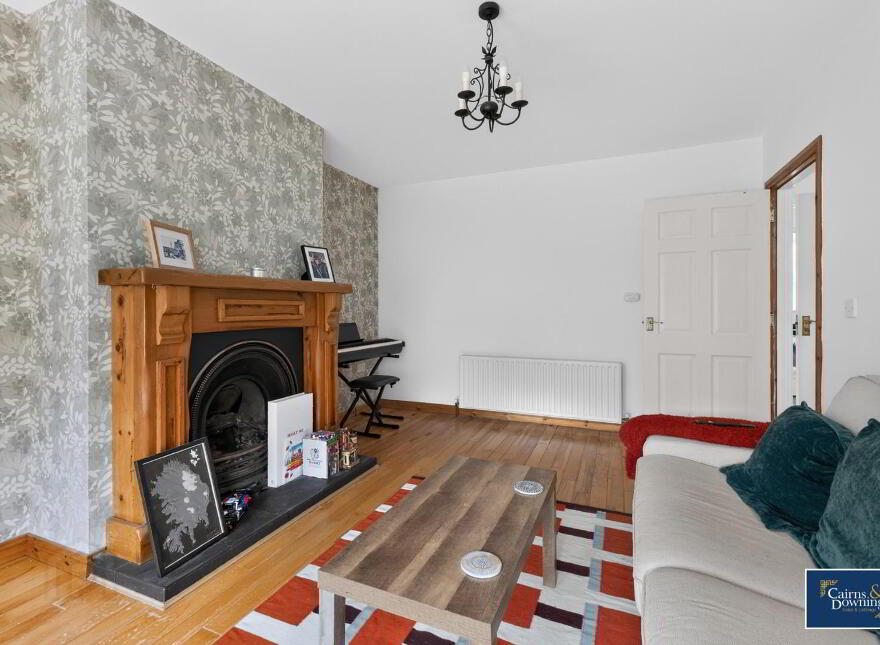 11 Bishopshill, Dromore, BT25 1FL