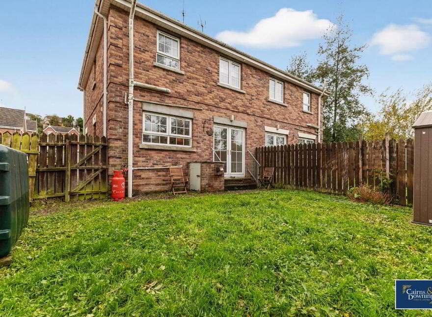 11 Bishopshill, Dromore, BT25 1FL