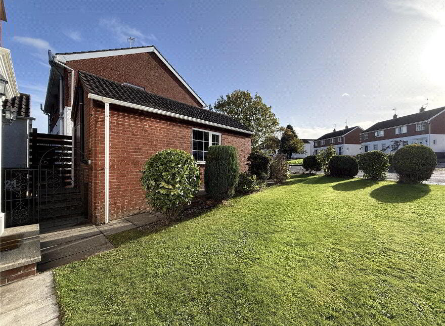 21 Oakglen, Antrim, BT41 1JR
