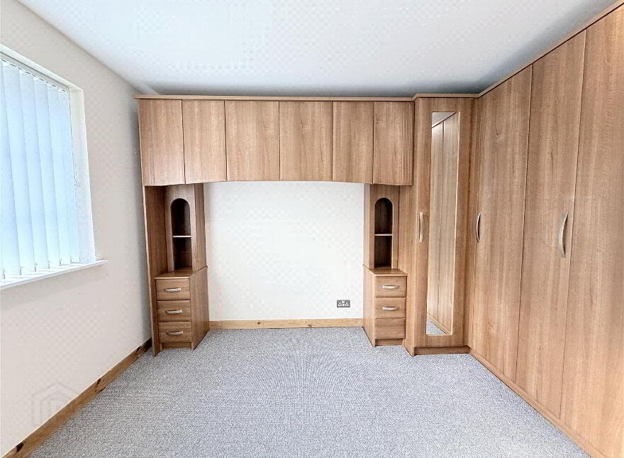 21 Oakglen, Antrim, BT41 1JR
