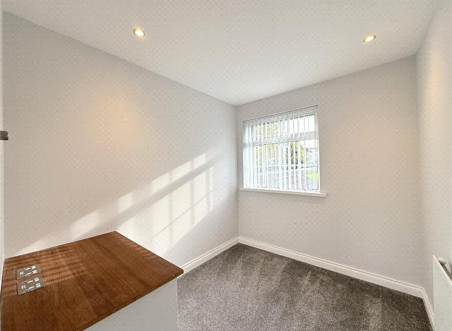 21 Oakglen, Antrim, BT41 1JR