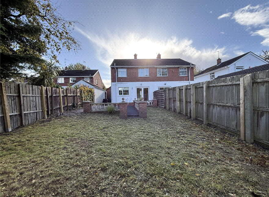21 Oakglen, Antrim, BT41 1JR