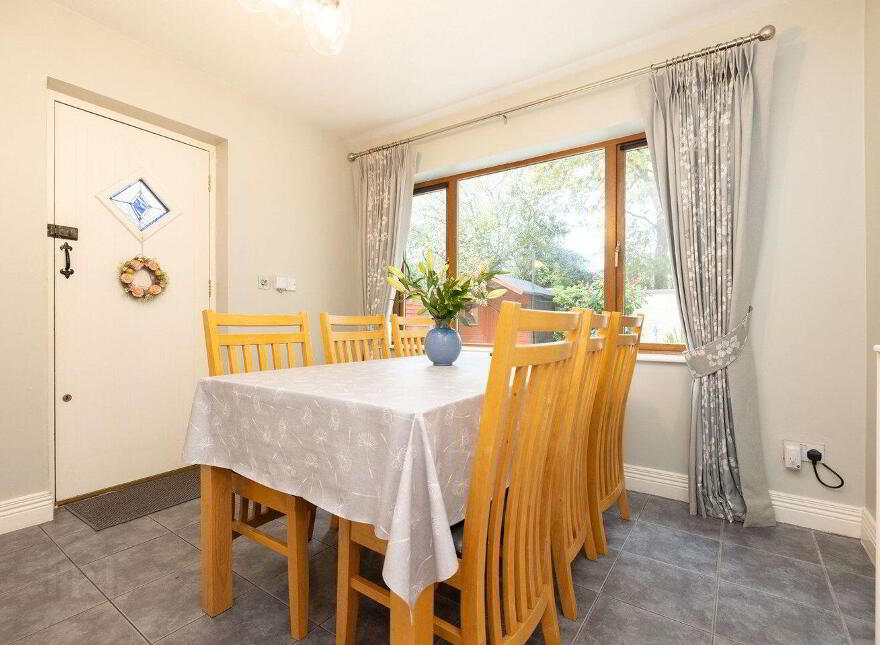 Ashvale, 28 Ash Lane, Royal Canal, Mullingar, N91E8P8