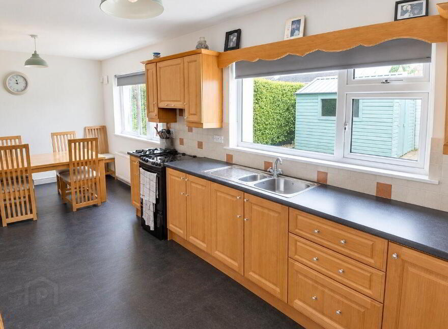 Stay Bank, 69 Brookville Estate, Riverstown, T45AN80